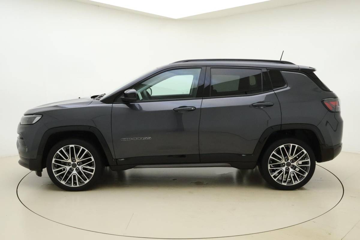 Jeep Compass Jeep Compass 1.5T 130pk Automaat e-Hybrid S | Navigatie | Lederen bekleding | Adapt. Cruise control | Climate control | Stoel- & stuurverwarming | Lichtmetalen velgen | Dakrails