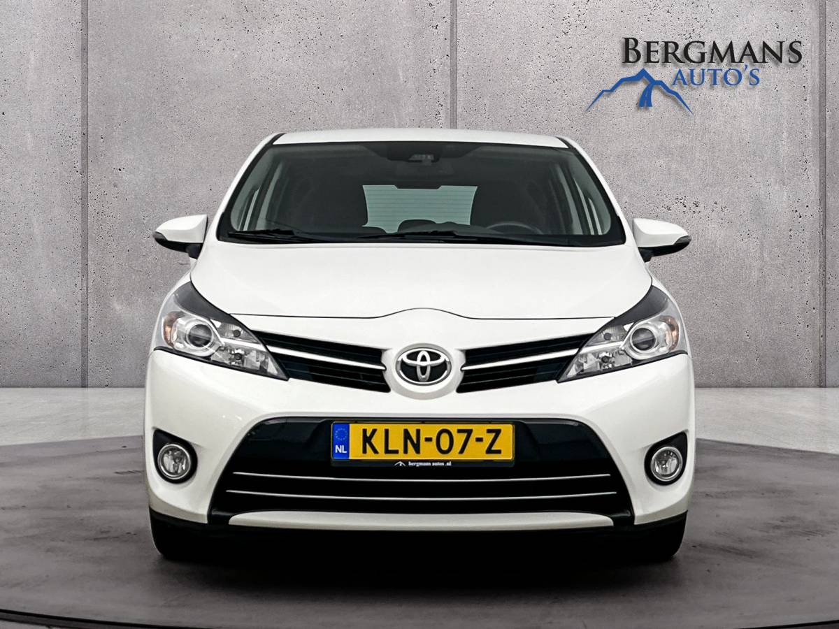 Toyota Verso Toyota Verso 1.6 VVT-i Dynamic 50th anniversary // DEALERONDERHOUDEN // 1E EIGENAAR