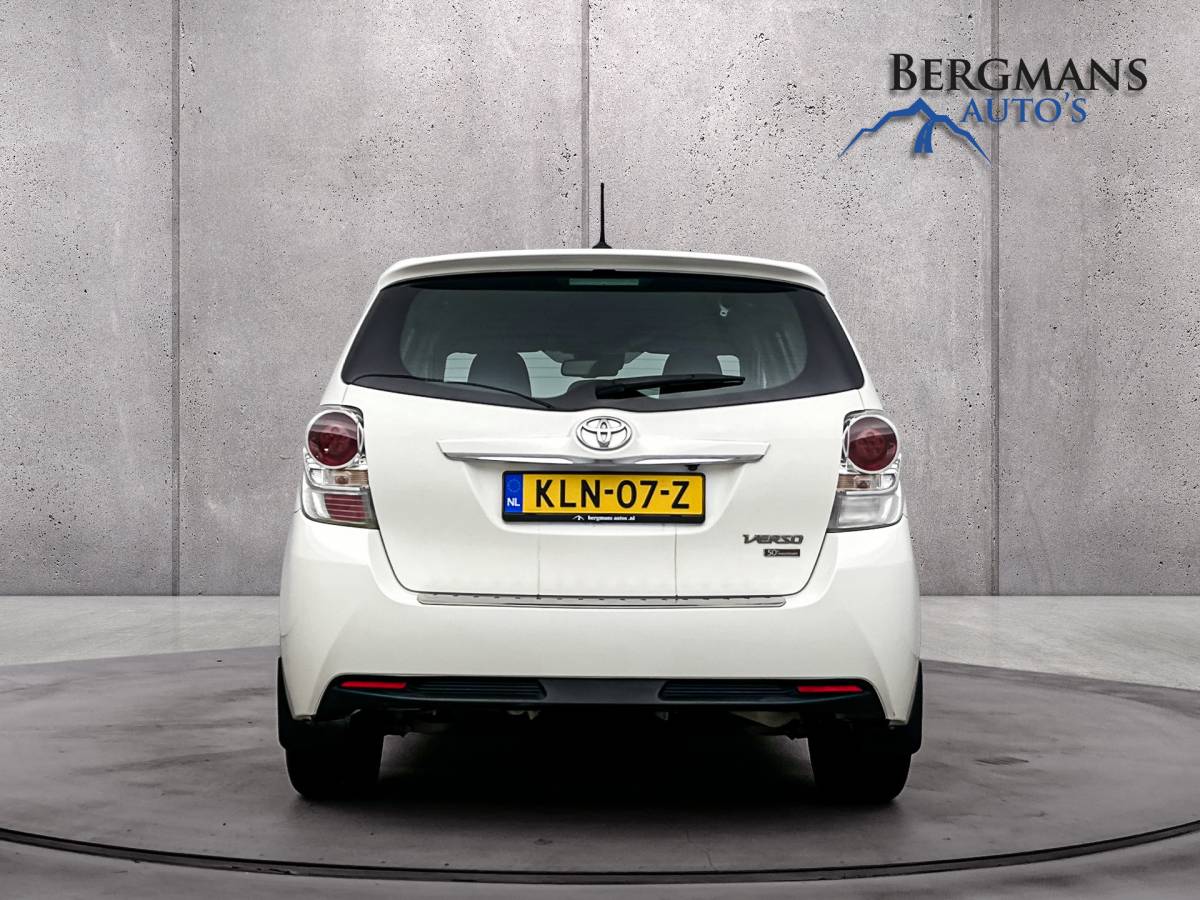 Toyota Verso Toyota Verso 1.6 VVT-i Dynamic 50th anniversary // DEALERONDERHOUDEN // 1E EIGENAAR