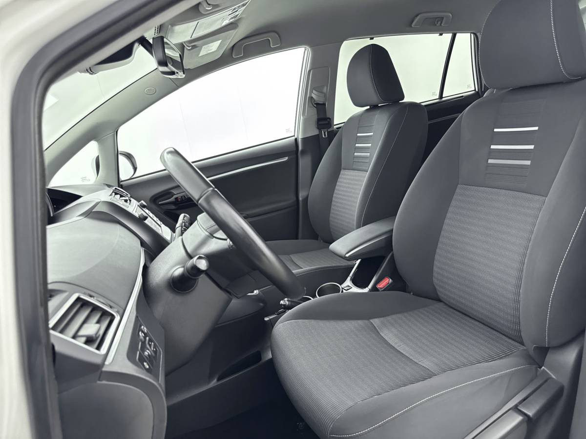 Toyota Verso Toyota Verso 1.6 VVT-i Dynamic 50th anniversary // DEALERONDERHOUDEN // 1E EIGENAAR
