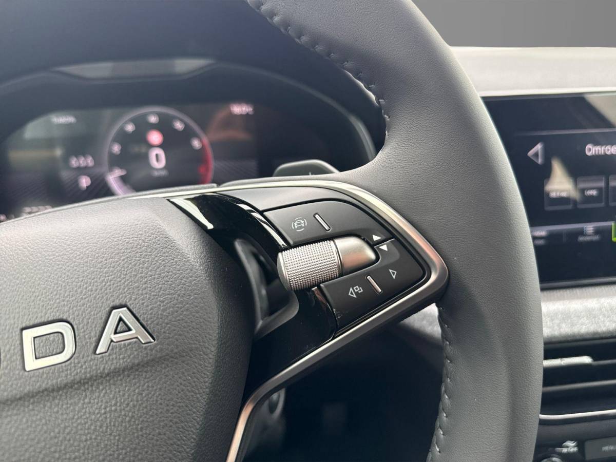 Škoda Kamiq Škoda Kamiq Selection 1.0 TSI 115 PK SUV 7-DSG | Privatelease € 423,- | € 1000,- Inruilpremie |