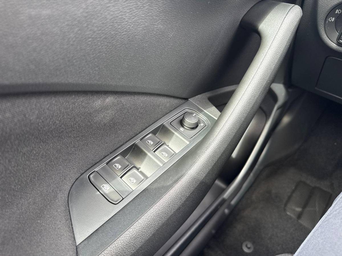 Škoda Kamiq Škoda Kamiq Selection 1.0 TSI 115 PK SUV 7-DSG | Privatelease € 423,- | € 1000,- Inruilpremie |