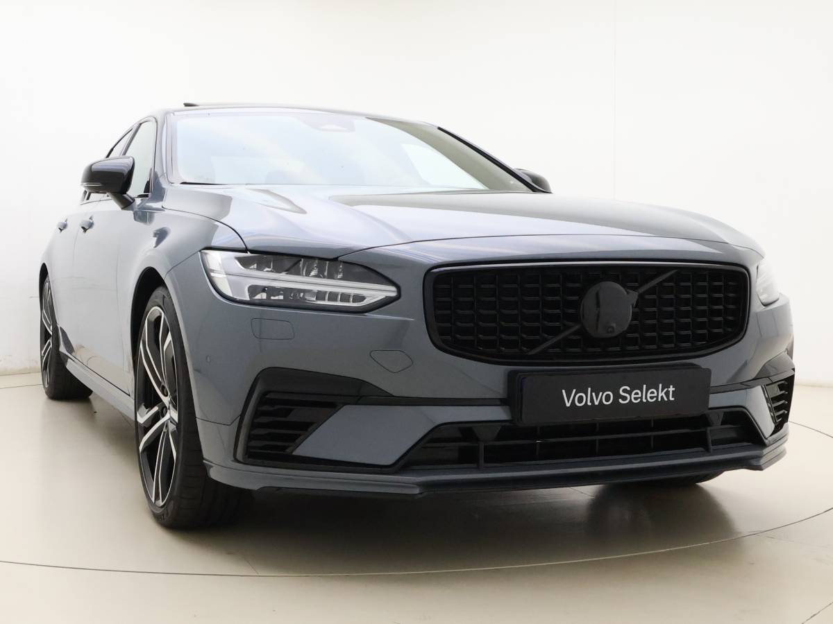 Volvo S90 Volvo S90 T8 AWD Ultimate Dark | Head up display | Luchtvering | Polestar tune | Trekhaak |21″ | 360 Camera | Alarm | Styling kit |
