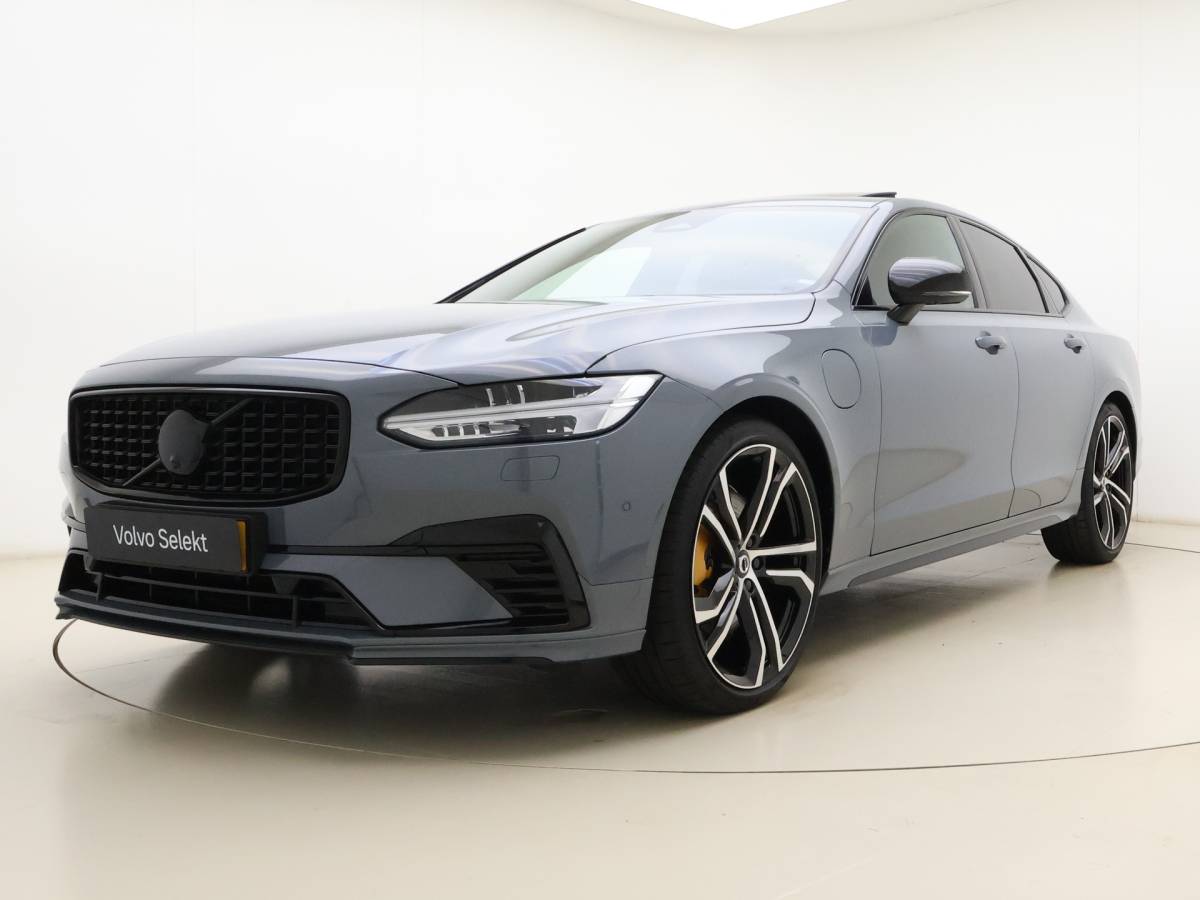 Volvo S90 Volvo S90 T8 AWD Ultimate Dark | Head up display | Luchtvering | Polestar tune | Trekhaak |21″ | 360 Camera | Alarm | Styling kit |
