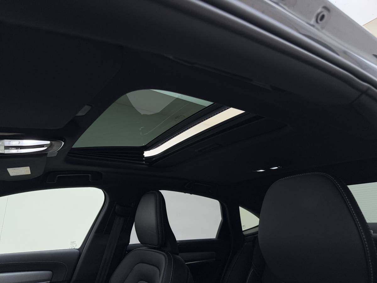 Volvo S90 Volvo S90 T8 AWD Ultimate Dark | Head up display | Luchtvering | Polestar tune | Trekhaak |21″ | 360 Camera | Alarm | Styling kit |