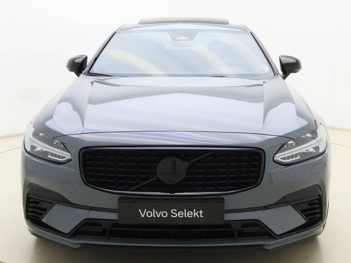 Volvo S90 Volvo S90 T8 AWD Ultimate Dark | Head up display | Luchtvering | Polestar tune | Trekhaak |21″ | 360 Camera | Alarm | Styling kit |