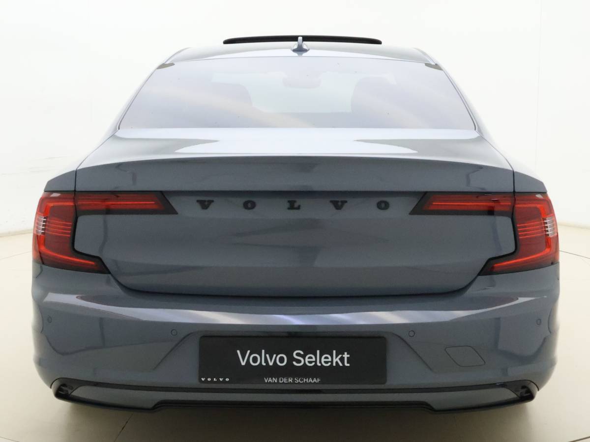 Volvo S90 Volvo S90 T8 AWD Ultimate Dark | Head up display | Luchtvering | Polestar tune | Trekhaak |21″ | 360 Camera | Alarm | Styling kit |