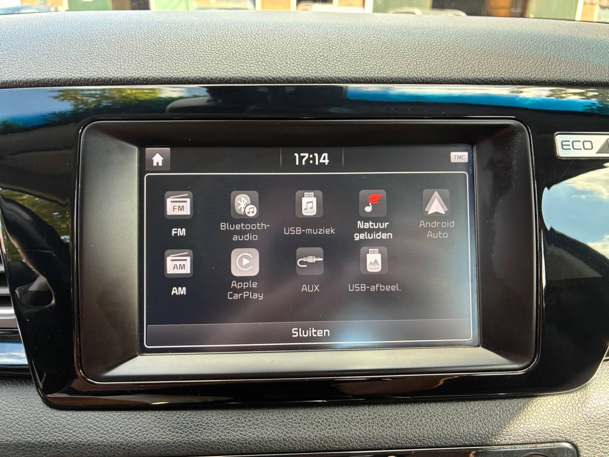 Kia Niro Kia Niro 1.6 GDi Hybrid DynamicLine | Carplay + Lane assist nu €14.975,-!!