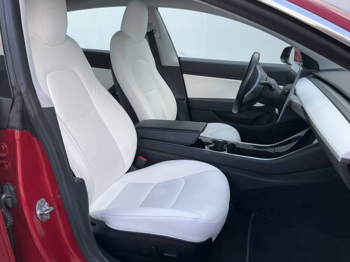 Tesla Model 3 Tesla Model 3 351pk Long Range AWD 75 kWh Incl.BTW Panorama Design