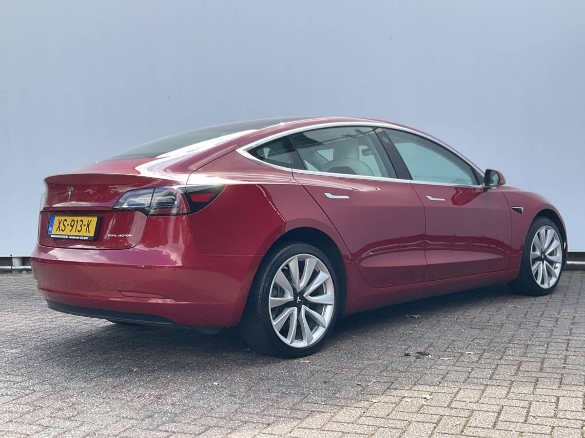Tesla Model 3 Tesla Model 3 351pk Long Range AWD 75 kWh Incl.BTW Panorama Design