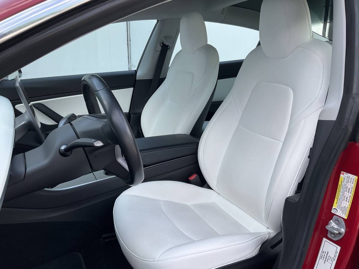 Tesla Model 3 Tesla Model 3 351pk Long Range AWD 75 kWh Incl.BTW Panorama Design