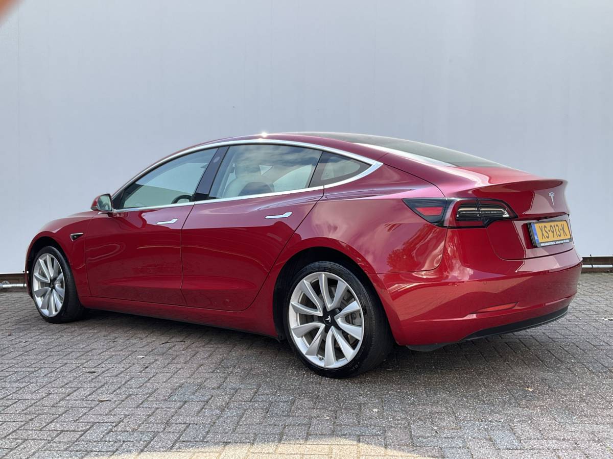 Tesla Model 3 Tesla Model 3 351pk Long Range AWD 75 kWh Incl.BTW Panorama Design
