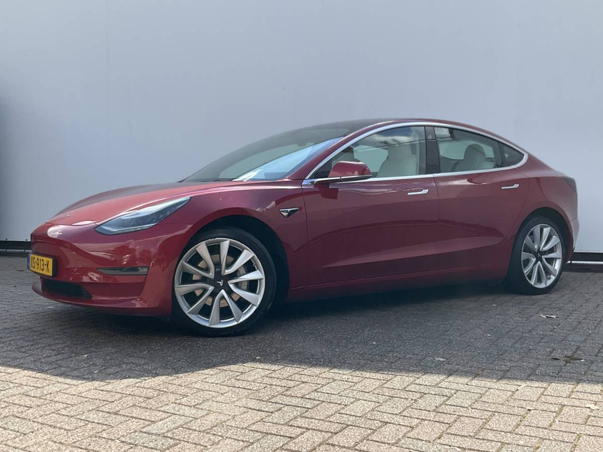 Tesla Model 3 Tesla Model 3 351pk Long Range AWD 75 kWh Incl.BTW Panorama Design