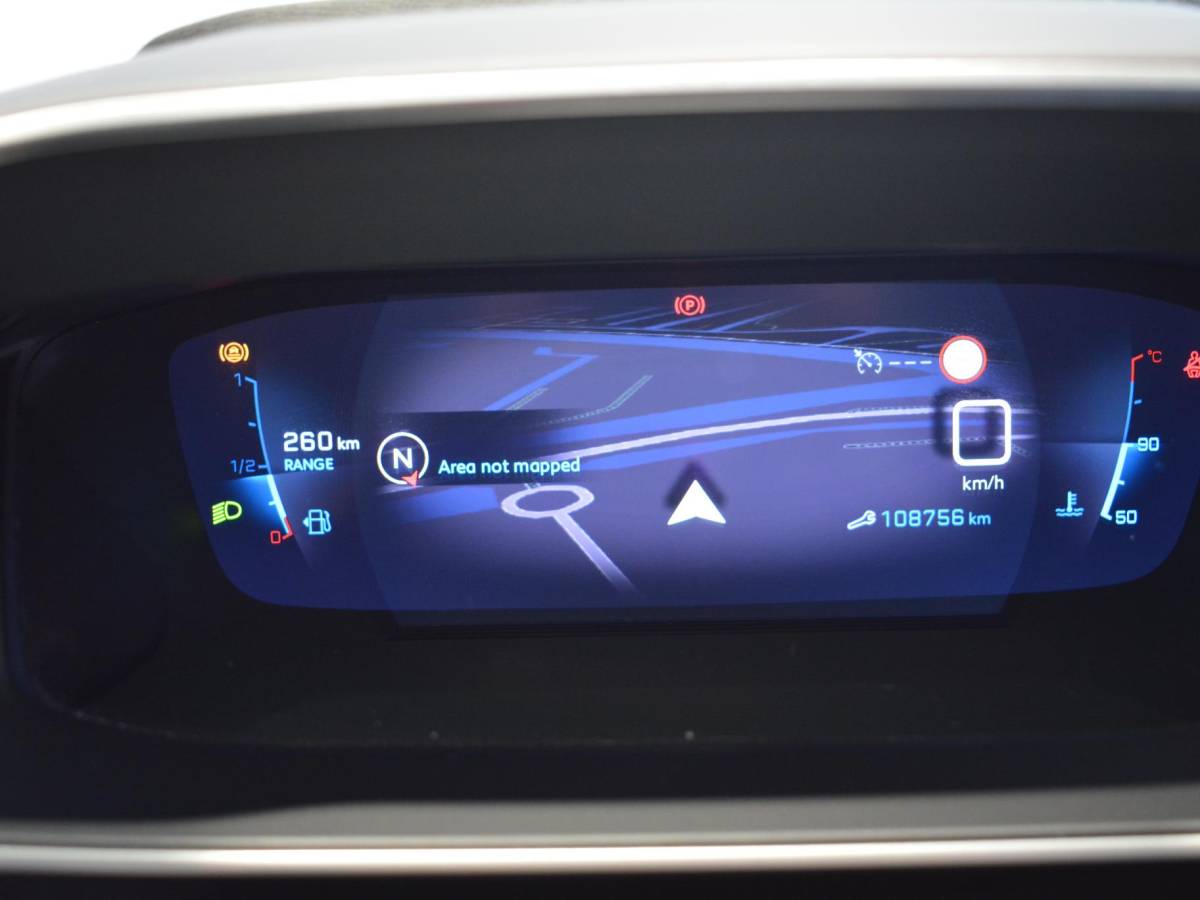 Peugeot 208 Peugeot 208 1.2 PureTech Allure Pack | 100pk | Navigatie | 3D i-Cockpit | Climate Control | Keyless Start & Entry |