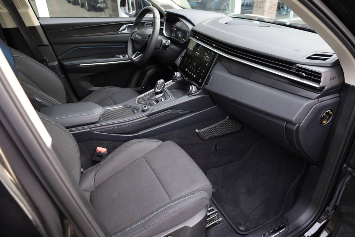 Lynk & Co 01 Lynk & Co 01 1.5 261PK! 6.6KWh 360-CAMERA PANO/SCHUIF INFINITY DAB NAVI CARPLAY STOELVERWARMING ELEK.ACHTERKLEP 20″LMV