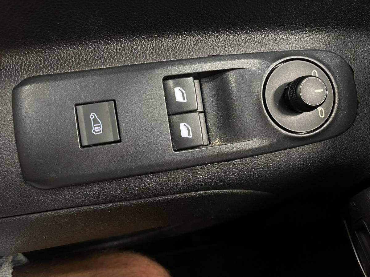 Peugeot Partner Peugeot Partner 1.5 BlueHDI 100pk Premium Airco Navi Carplay Cruise Control PDC Achter