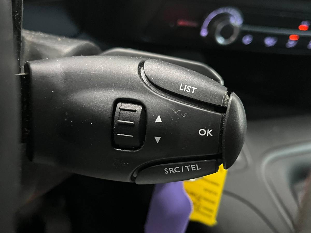 Peugeot Partner Peugeot Partner 1.5 BlueHDI 100pk Premium Airco Navi Carplay Cruise Control PDC Achter