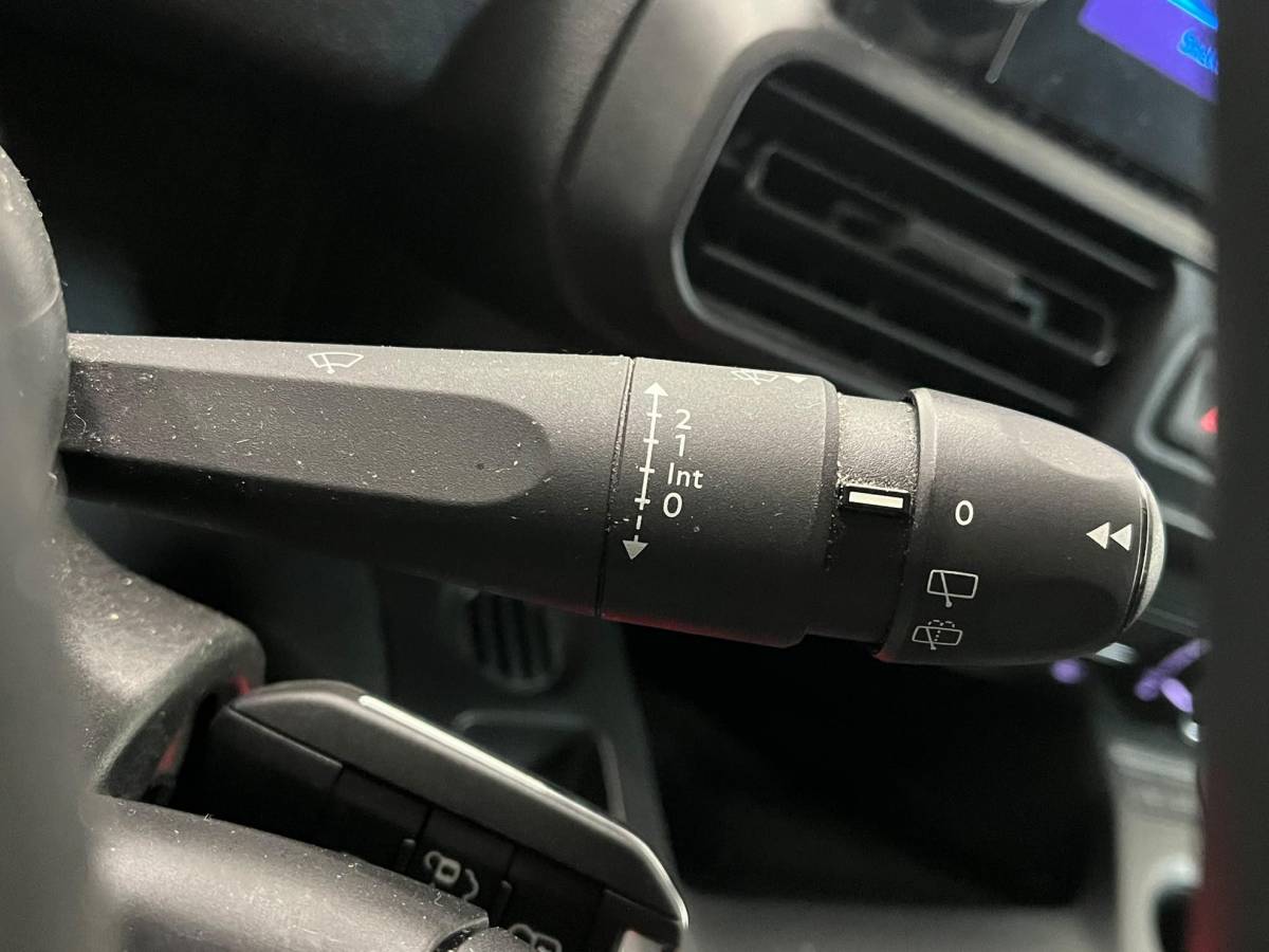 Peugeot Partner Peugeot Partner 1.5 BlueHDI 100pk Premium Airco Navi Carplay Cruise Control PDC Achter