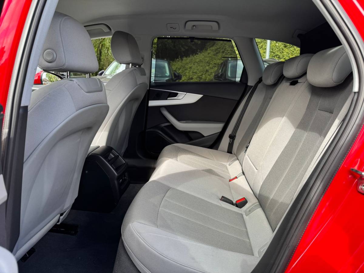 Audi A4 Audi A4 Avant 35 TFSI 2.0 150PK PRO LINE CAMERA/LED/NAVI/KEY-LESS