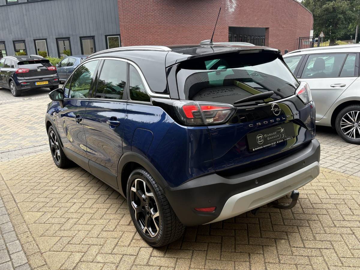Opel Crossland Opel Crossland 1.2 Edition Trekhaak, Stoel/Stuurverwarming, Parkeersensoren, LED, Halfleder
