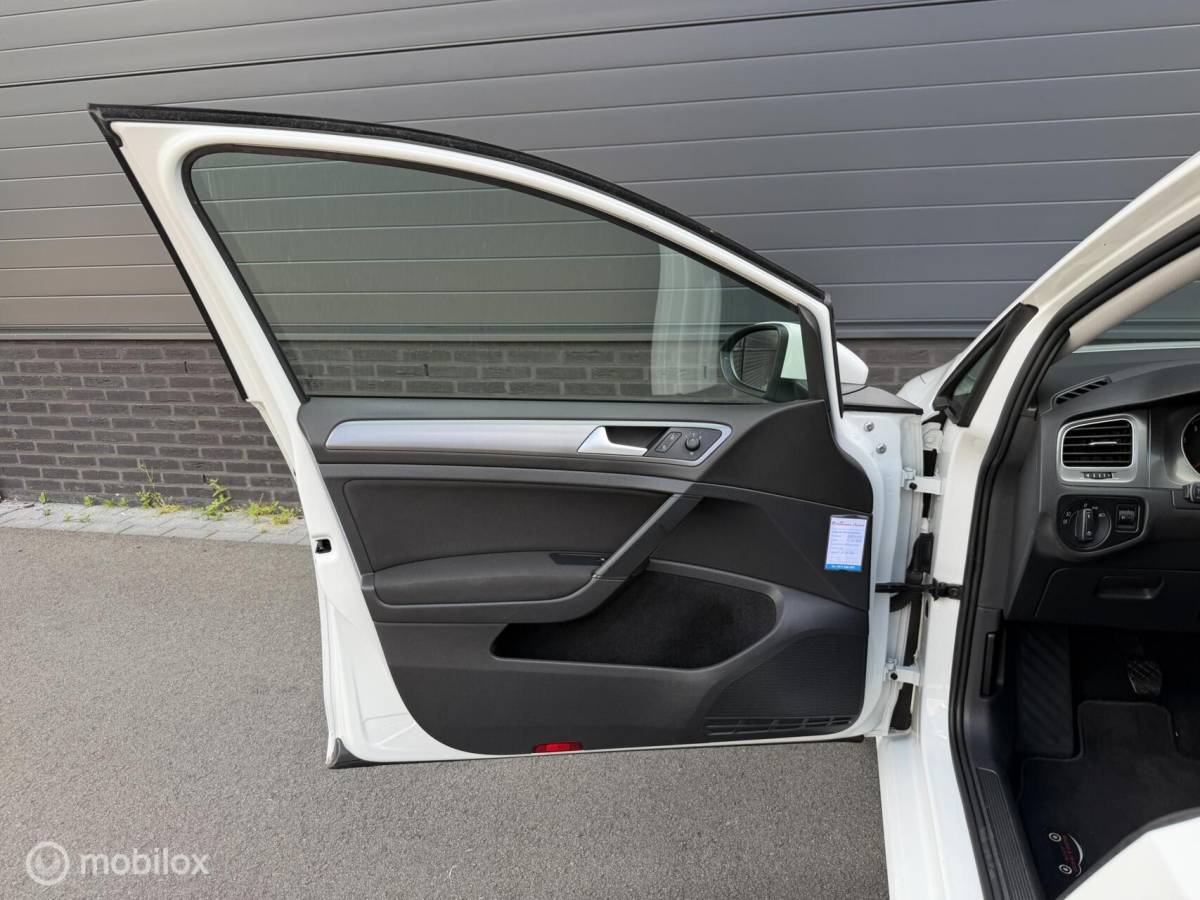 Volkswagen Golf Volkswagen Golf 1.2 TSI TOPSTAAT! AIRCO*CRUISE*BLEUTOOTH*NAP!