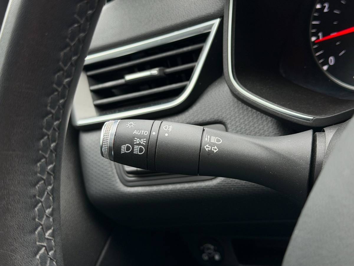 Renault Clio Renault Clio 1.0 TCe Bi-Fuel Zen LED Airco Cruise NAP