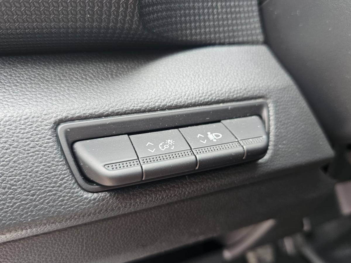 Renault Trafic Renault Trafic 2.0 dCi 150PK T29 L1H1 Comfort | Automaat | LED | Trekhaak | Navi | Camera | PDC | App-Connect |