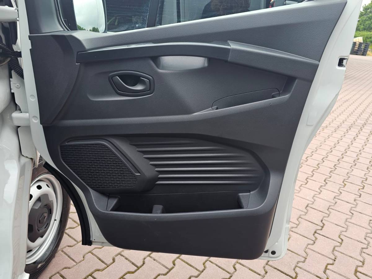 Renault Trafic Renault Trafic 2.0 dCi 150PK T29 L1H1 Comfort | Automaat | LED | Trekhaak | Navi | Camera | PDC | App-Connect |