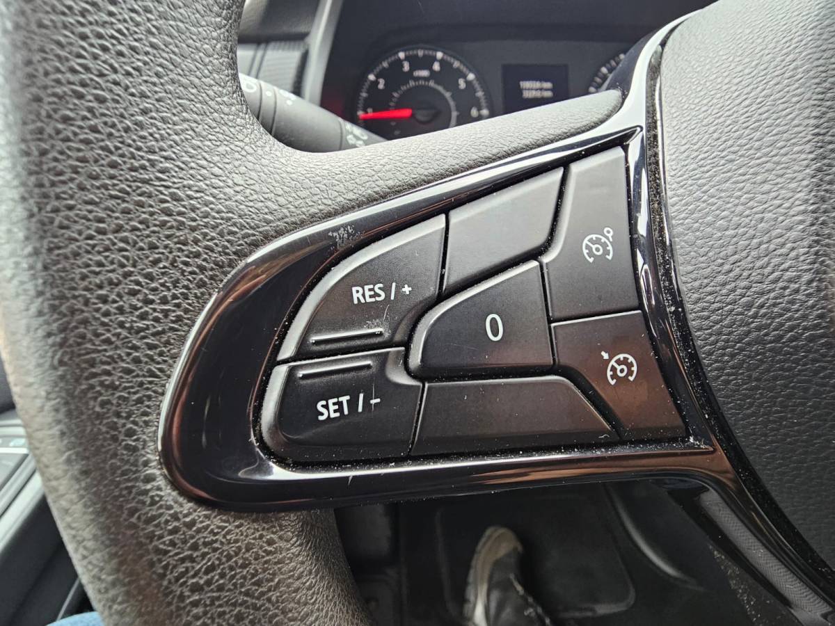 Renault Trafic Renault Trafic 2.0 dCi 150PK T29 L1H1 Comfort | Automaat | LED | Trekhaak | Navi | Camera | PDC | App-Connect |