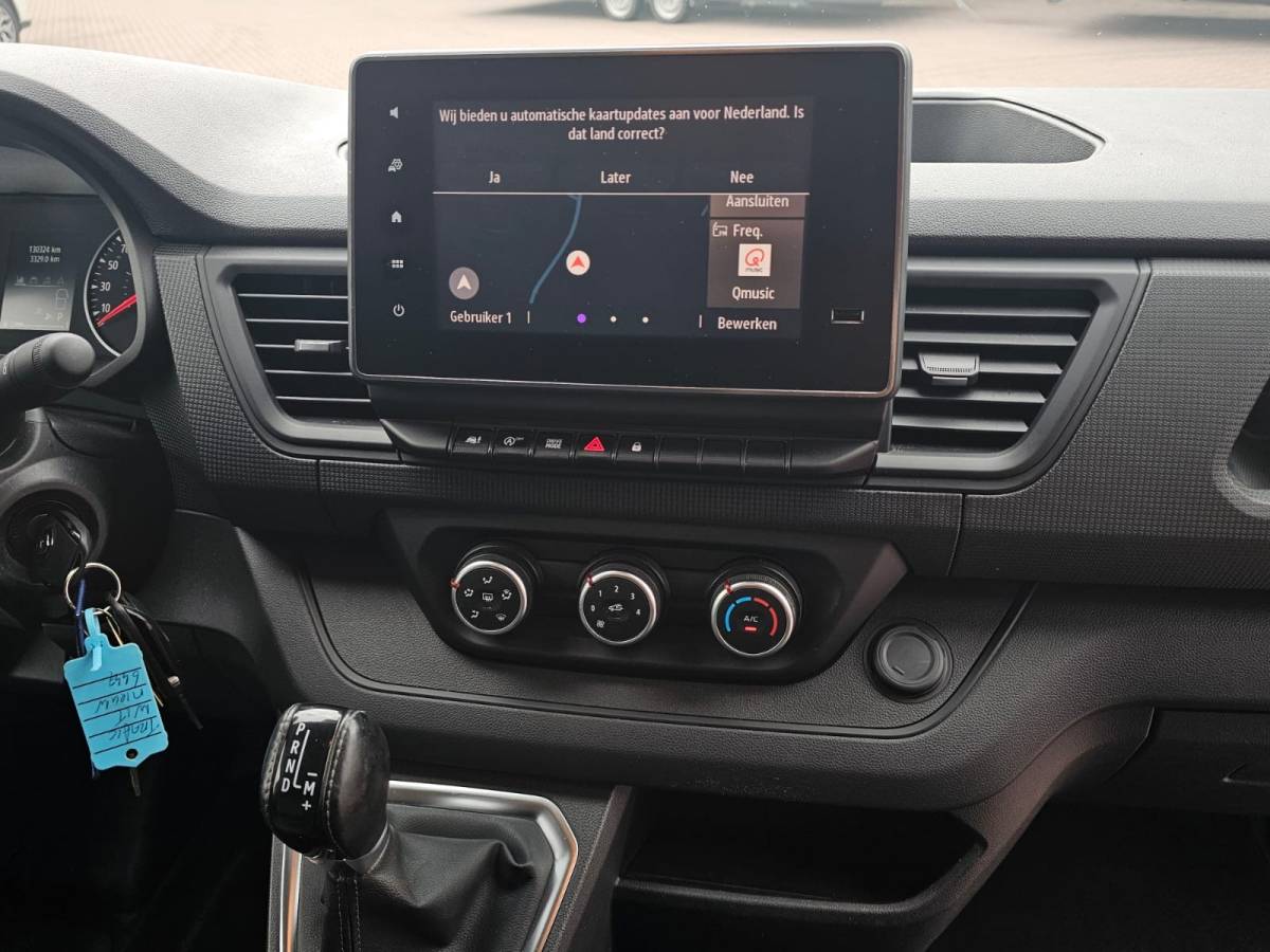 Renault Trafic Renault Trafic 2.0 dCi 150PK T29 L1H1 Comfort | Automaat | LED | Trekhaak | Navi | Camera | PDC | App-Connect |
