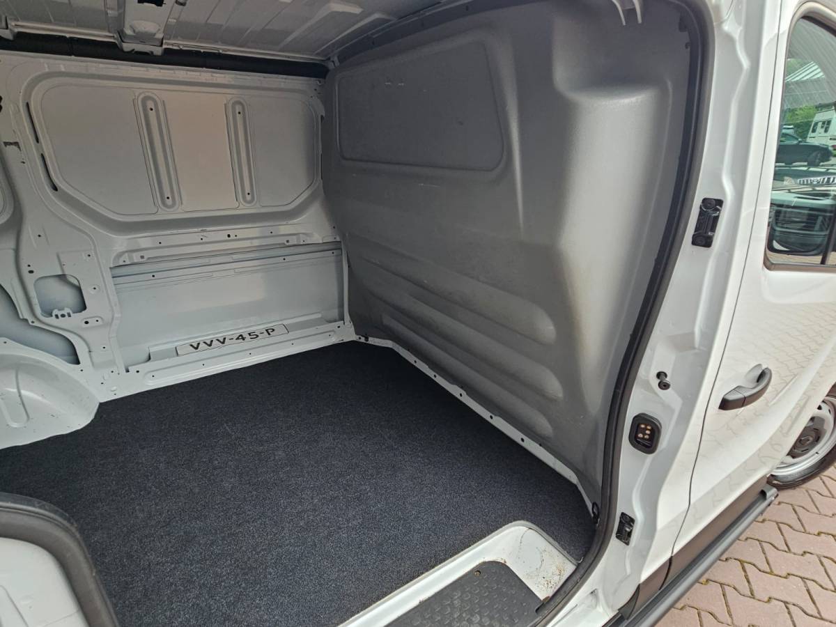 Renault Trafic Renault Trafic 2.0 dCi 150PK T29 L1H1 Comfort | Automaat | LED | Trekhaak | Navi | Camera | PDC | App-Connect |