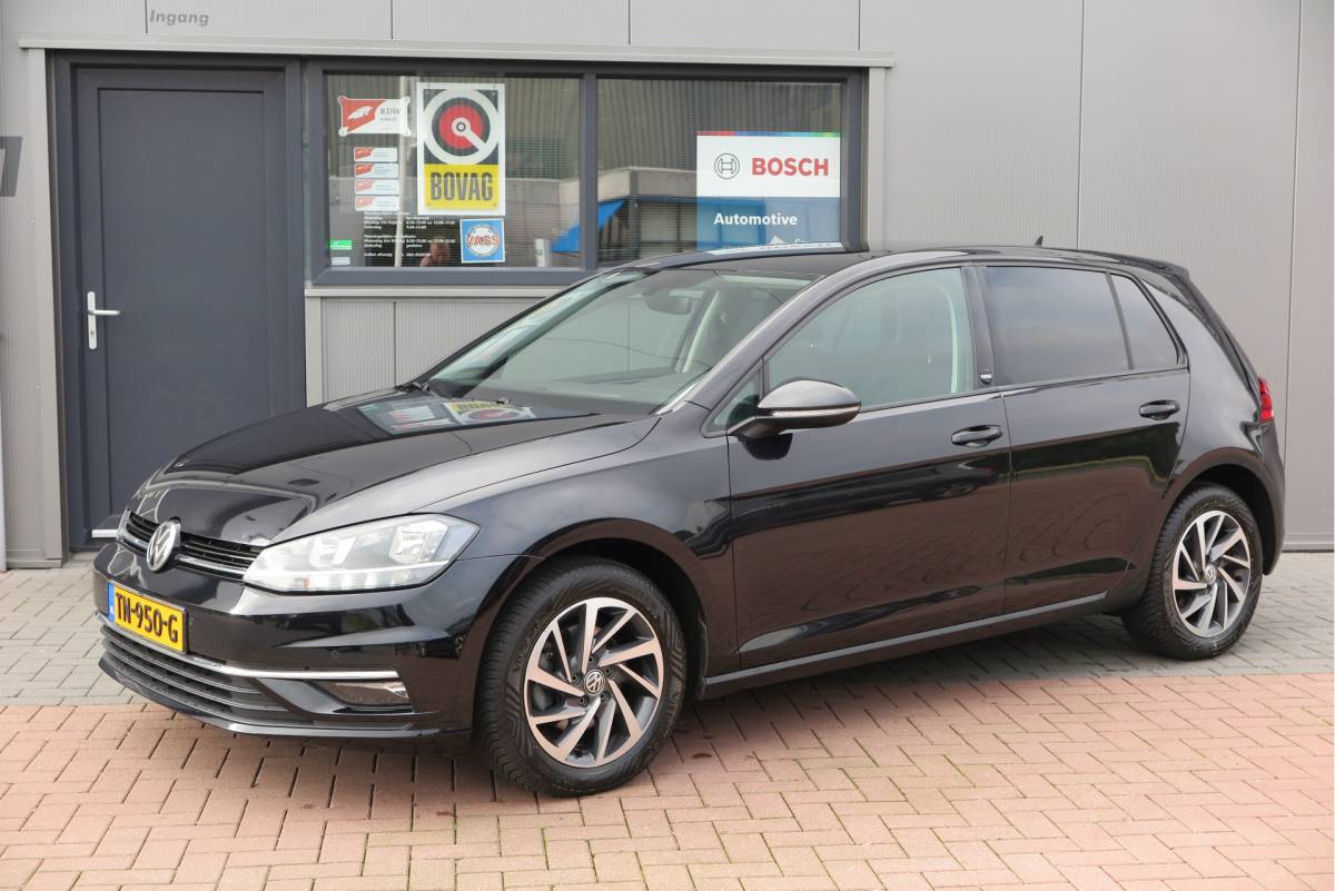 Volkswagen Golf Volkswagen Golf 1.4 TSI 125pk Sound Navi , LMV, Keyless, PDC , Achteruitrijcamera , Carplay , Etc. Nieuwe apk bij aflevering