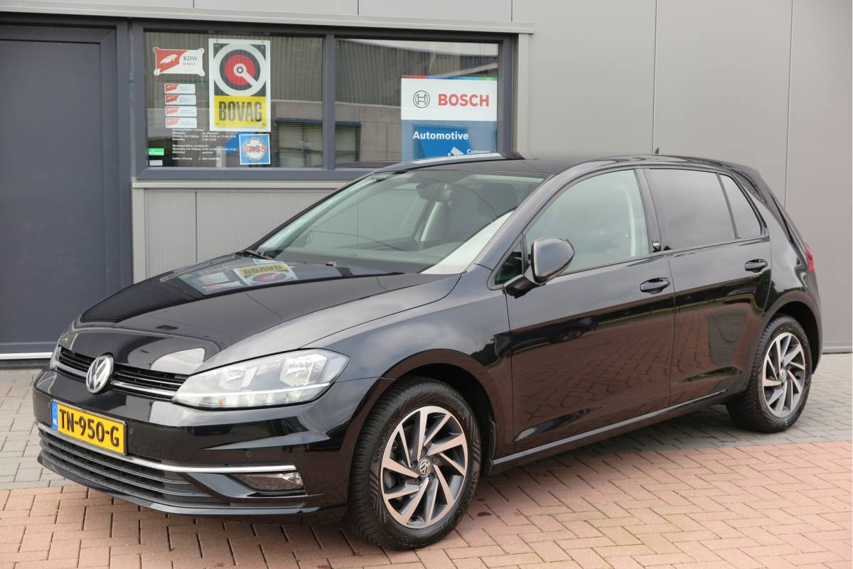 Volkswagen Golf Volkswagen Golf 1.4 TSI 125pk Sound Navi , LMV, Keyless, PDC , Achteruitrijcamera , Carplay , Etc. Nieuwe apk bij aflevering
