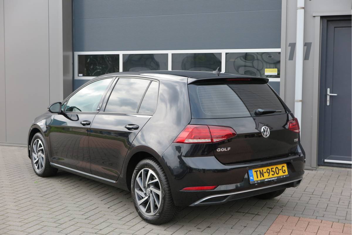 Volkswagen Golf Volkswagen Golf 1.4 TSI 125pk Sound Navi , LMV, Keyless, PDC , Achteruitrijcamera , Carplay , Etc. Nieuwe apk bij aflevering