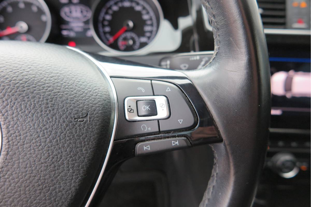 Volkswagen Golf Volkswagen Golf 1.4 TSI 125pk Sound Navi , LMV, Keyless, PDC , Achteruitrijcamera , Carplay , Etc. Nieuwe apk bij aflevering