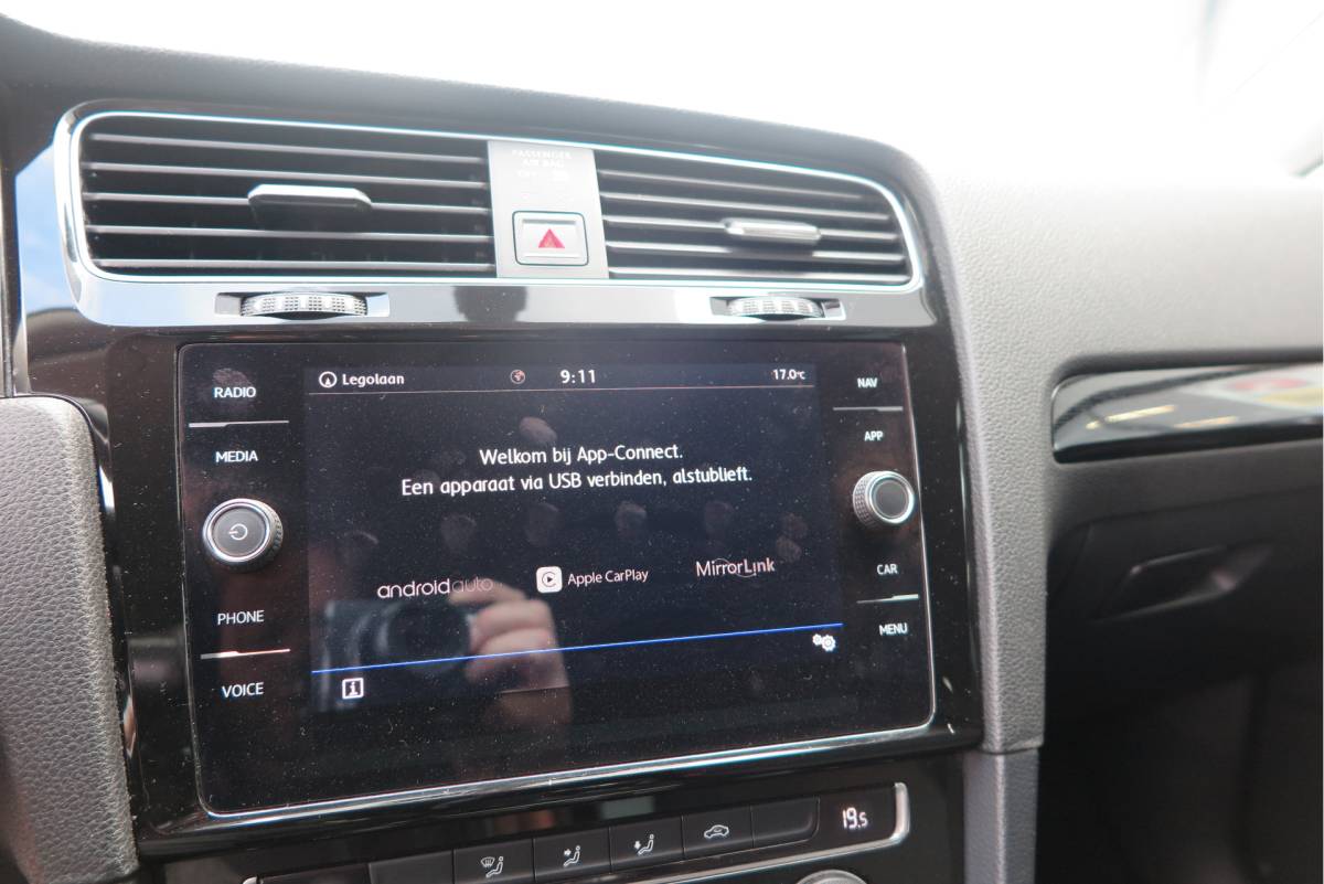 Volkswagen Golf Volkswagen Golf 1.4 TSI 125pk Sound Navi , LMV, Keyless, PDC , Achteruitrijcamera , Carplay , Etc. Nieuwe apk bij aflevering