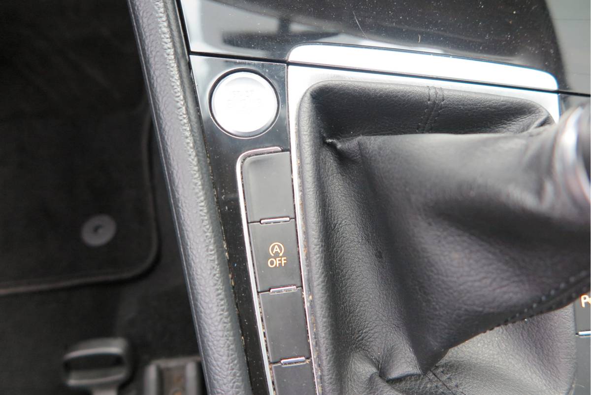 Volkswagen Golf Volkswagen Golf 1.4 TSI 125pk Sound Navi , LMV, Keyless, PDC , Achteruitrijcamera , Carplay , Etc. Nieuwe apk bij aflevering