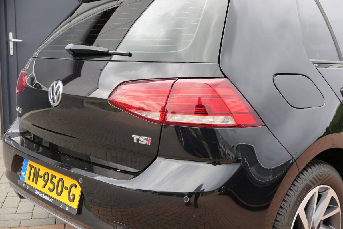 Volkswagen Golf Volkswagen Golf 1.4 TSI 125pk Sound Navi , LMV, Keyless, PDC , Achteruitrijcamera , Carplay , Etc. Nieuwe apk bij aflevering