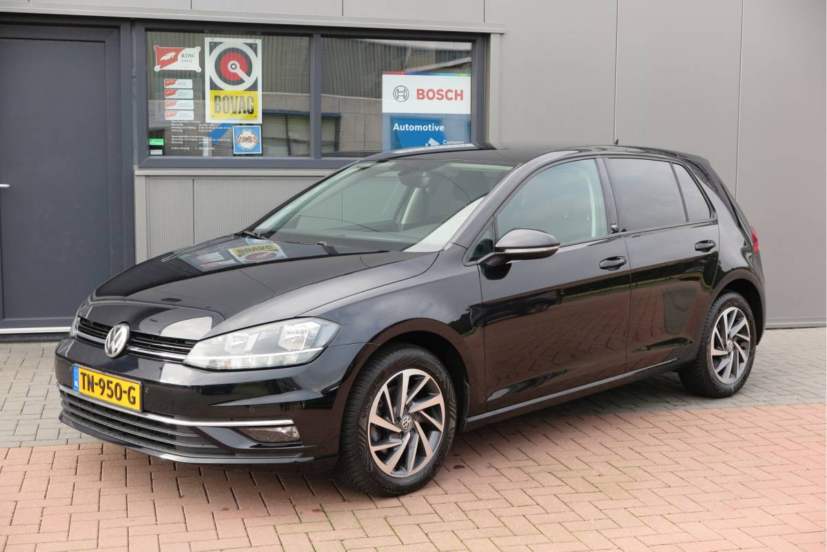 Volkswagen Golf Volkswagen Golf 1.4 TSI 125pk Sound Navi , LMV, Keyless, PDC , Achteruitrijcamera , Carplay , Etc. Nieuwe apk bij aflevering