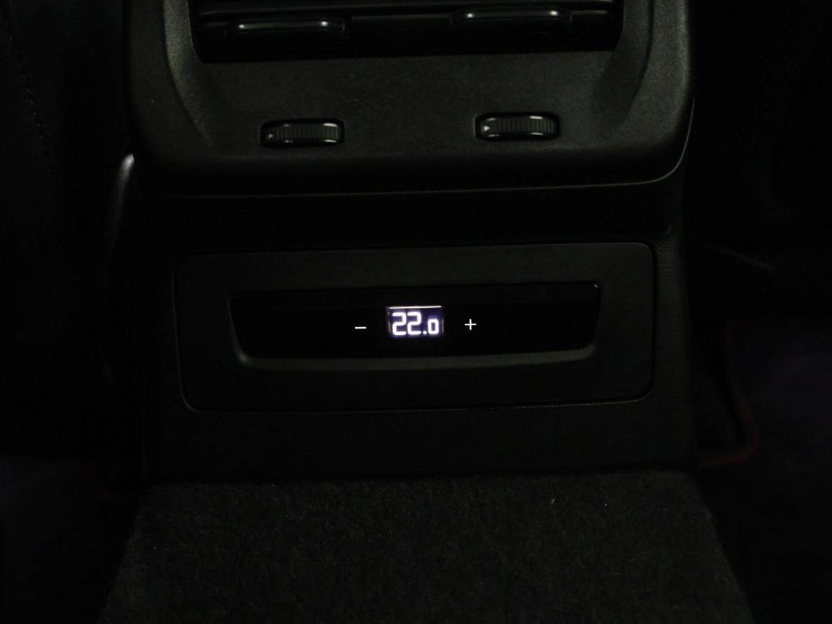 Audi A5 Audi A5 Avant 2.0 367pk S-tronic e-hybrid quattro S edition · 360 Camera · Wegklapbare Trekhaak · Bang & Olufsen Audio · Bijrijder Display · Zwart Optiek · 19” Inch · Garantie t/m 26-07-2030 of 100.000