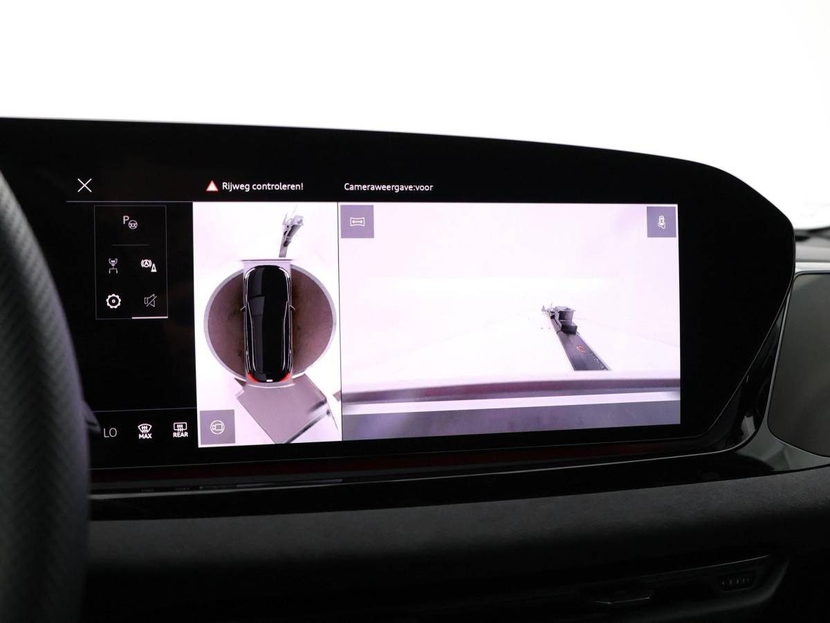 Audi A5 Audi A5 Avant 2.0 367pk S-tronic e-hybrid quattro S edition · 360 Camera · Wegklapbare Trekhaak · Bang & Olufsen Audio · Bijrijder Display · Zwart Optiek · 19” Inch · Garantie t/m 26-07-2030 of 100.000