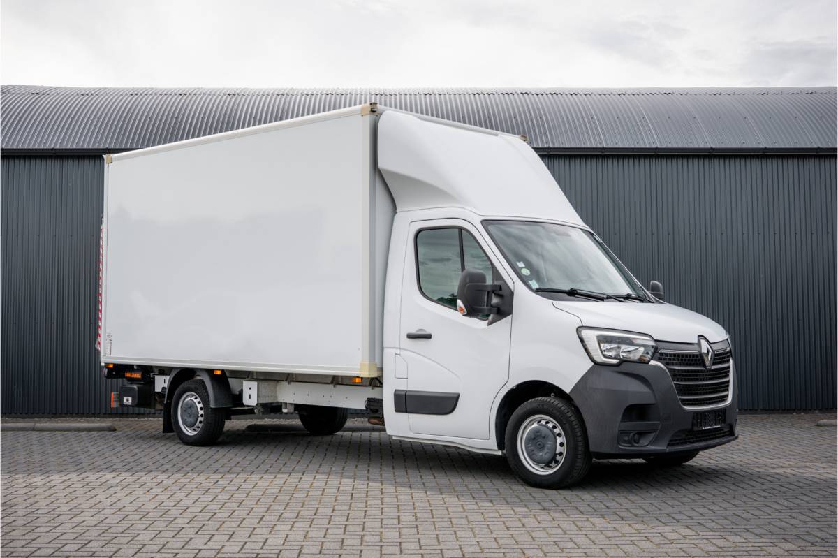 Renault Master Renault Master 15.389 KM! | Bakwagen met Laadklep | 146PK | LED | Airco