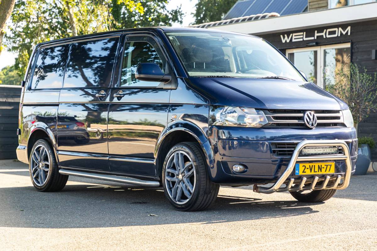 Volkswagen Transporter Volkswagen Transporter 2.0 TDI L1H1 I Automaat I Betimmering I bulbar I lm wielen