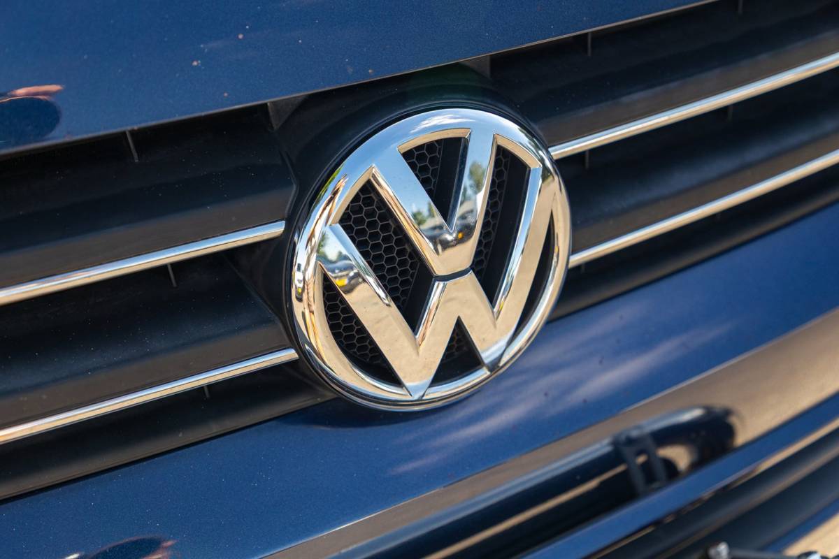 Volkswagen Transporter Volkswagen Transporter 2.0 TDI L1H1 I Automaat I Betimmering I bulbar I lm wielen
