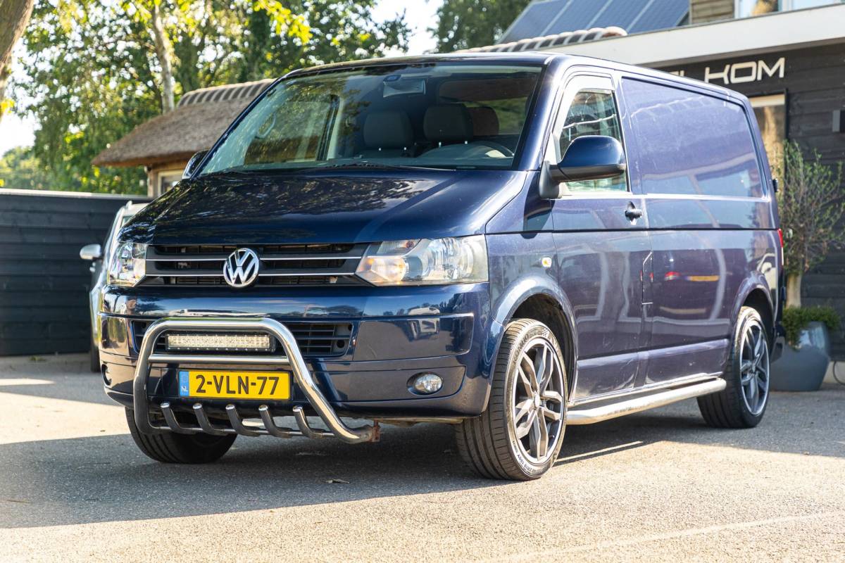 Volkswagen Transporter Volkswagen Transporter 2.0 TDI L1H1 I Automaat I Betimmering I bulbar I lm wielen