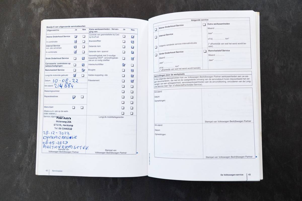 Volkswagen Transporter Volkswagen Transporter 2.0 TDI L1H1 I Automaat I Betimmering I bulbar I lm wielen
