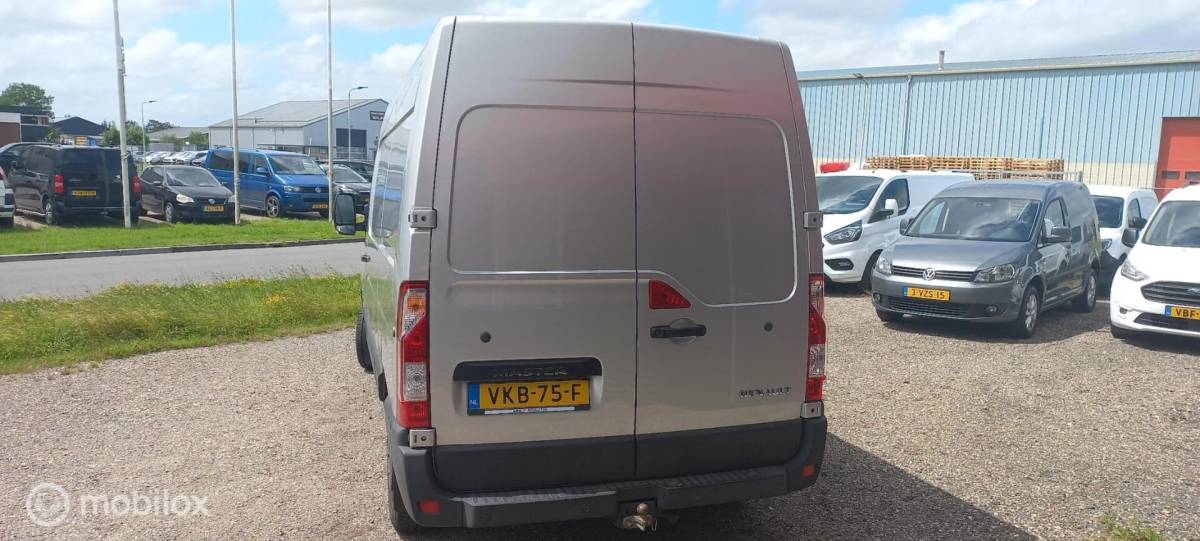 Renault Master Renault Master bestel T35 2.3 dCi 180 L2H2 Energy Comfort