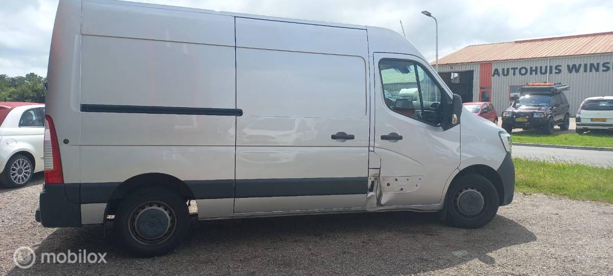 Renault Master Renault Master bestel T35 2.3 dCi 180 L2H2 Energy Comfort