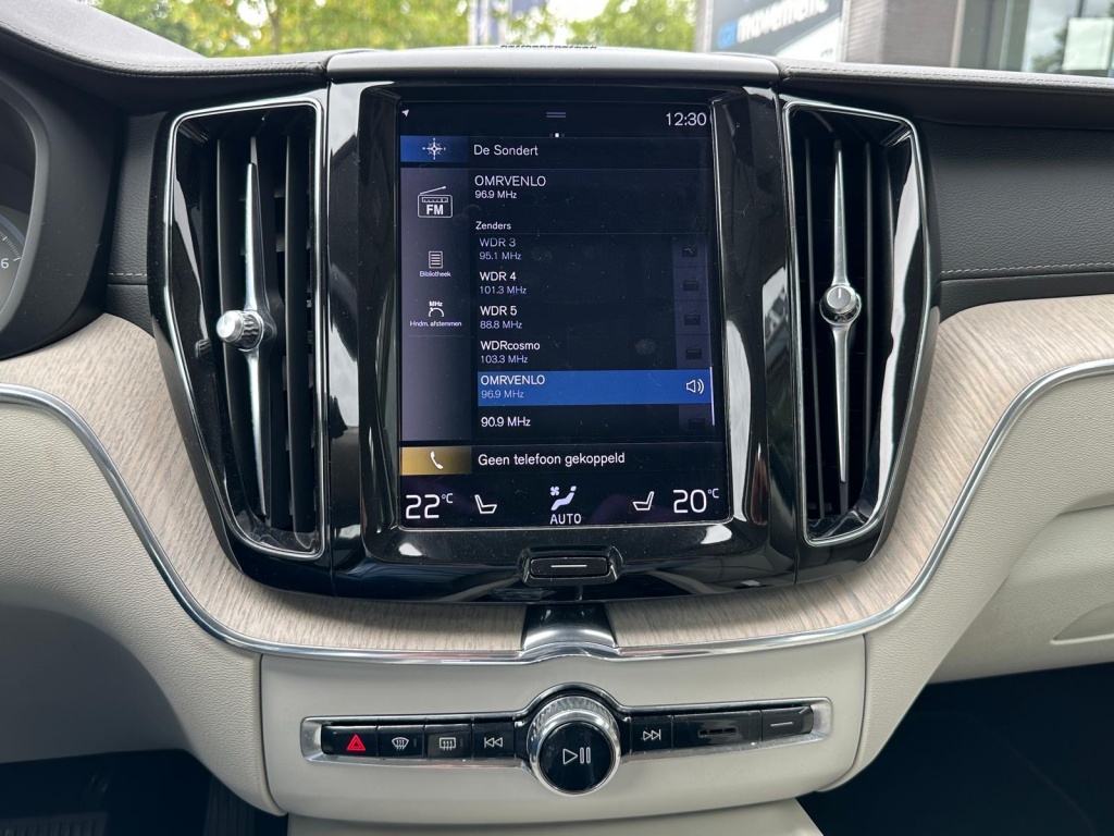 Volvo XC60 Volvo XC60 2.0 B5 AWD Inscription I Leder I Trekhaak I Navigatie I Nieuwsta