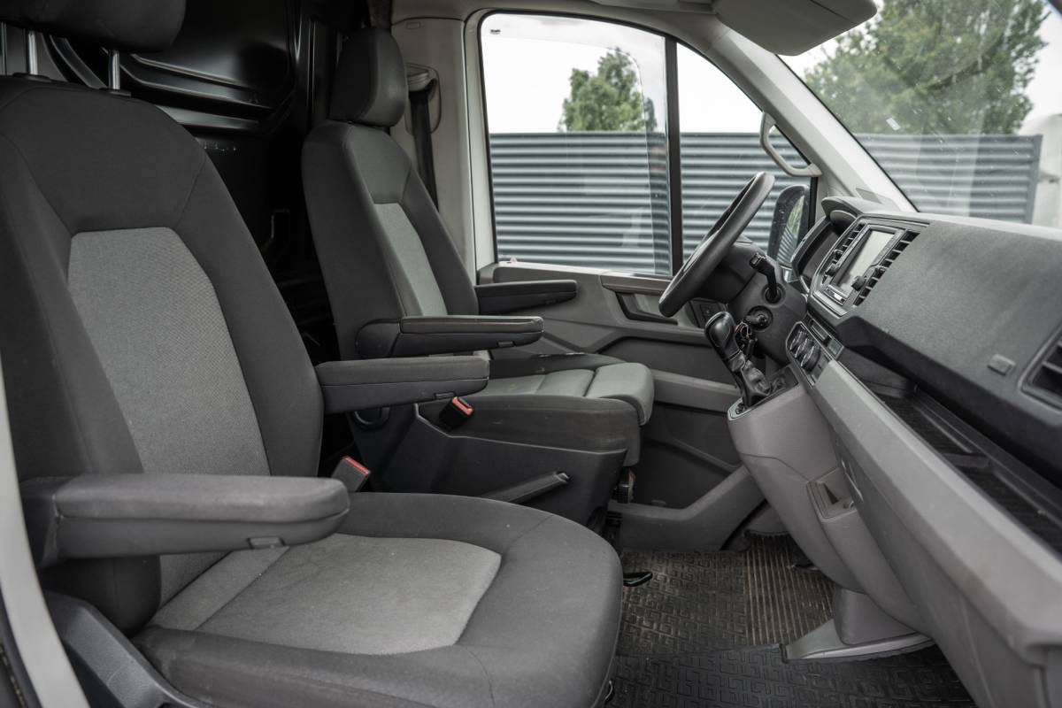 Volkswagen Crafter Volkswagen Crafter 2.0 TDI FWD L5H3 | 177 PK | Motor Defect | Camera | Cruise | PDC | Airco